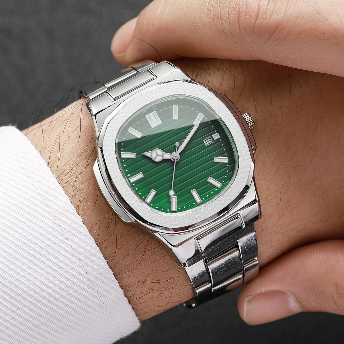 1PC Surprise Watch Mystery Box - Men'S Fashion Box ulasan dan harga